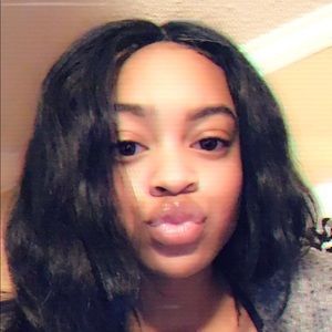 Meet your Posher, Shawnta